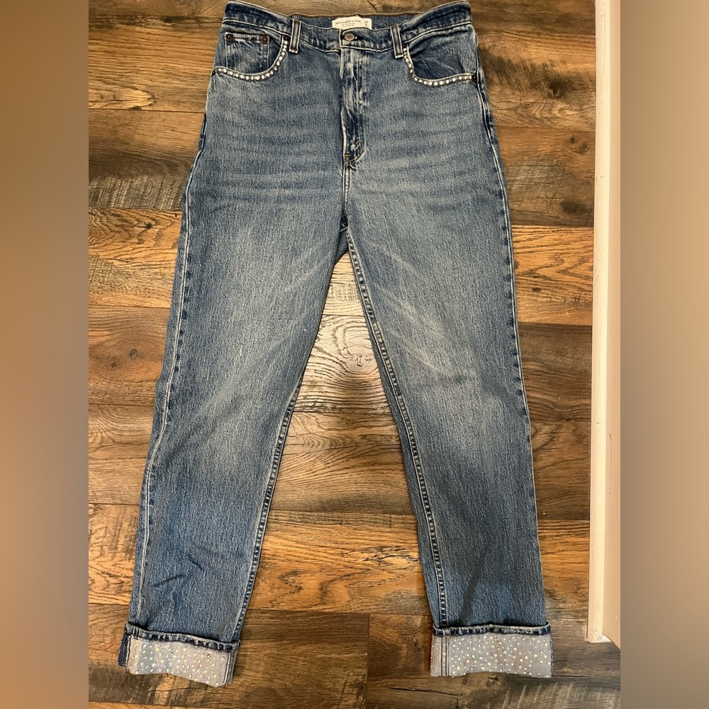 Abercrombie 90s Straight Leg Ultra High Rise RHINESTONE jeans